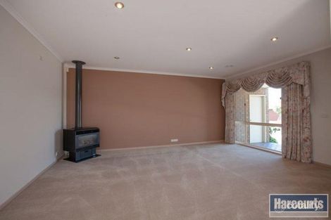 Property photo of 13 Jeffrey Court Epping VIC 3076