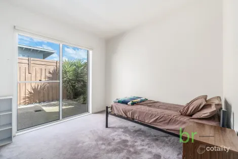 Property photo of 2/12 Station Lake Road Lara VIC 3212