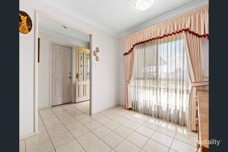 Property photo of 23 Yellowstone Place Parkinson QLD 4115