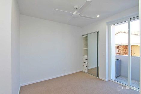 Property photo of 404/26-28 Gray Street Southport QLD 4215