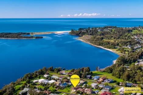 Property photo of 35 Lake Street Tuross Head NSW 2537