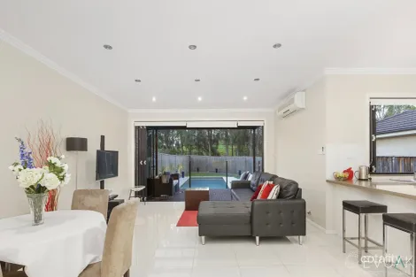 Property photo of 8 Jackson Place Kellyville NSW 2155