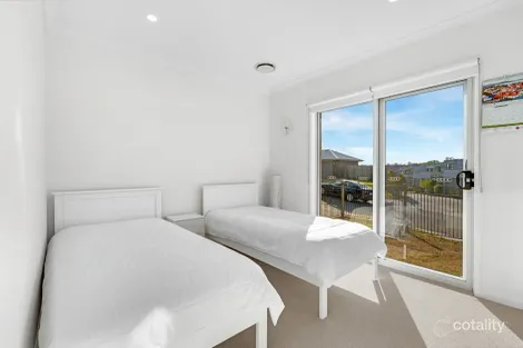 Property photo of 45 Cambridge Way Ripley QLD 4306