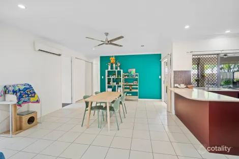 Property photo of 9 Bushlark Place Smithfield QLD 4878