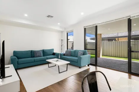 Property photo of 17 Perrinvale Loop Golden Bay WA 6174