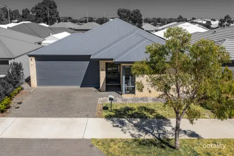 Property photo of 17 Perrinvale Loop Golden Bay WA 6174