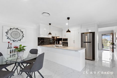 Property photo of 42 Darcys Circuit Gillieston Heights NSW 2321