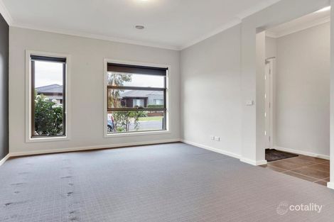 Property photo of 14 Halford Way Strathtulloh VIC 3338