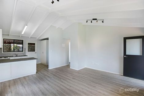 Property photo of 2/8 Claret Street Wilsonton Heights QLD 4350