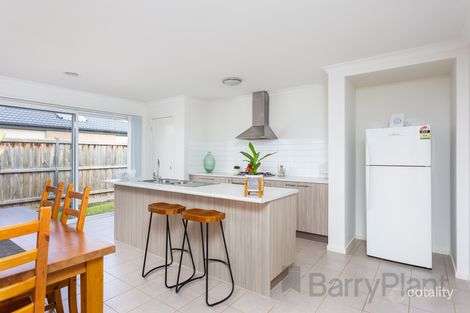 Property photo of 59 Grassbird Drive Point Cook VIC 3030