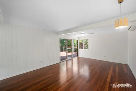 Property photo of 32 Allunga Drive Glen Eden QLD 4680