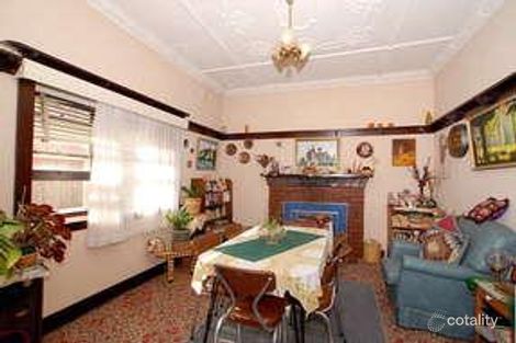 Property photo of 128 Warrigal Road Oakleigh VIC 3166