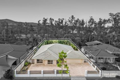 13 Waverley Park Cl, Oxenford, QLD 4210