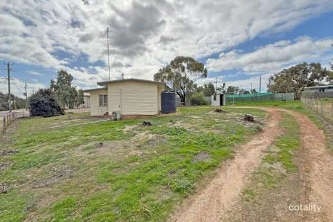 Property photo of 36 Edmonds Street Calingiri WA 6569