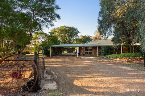 5 Adair St, Oakey, QLD 4401