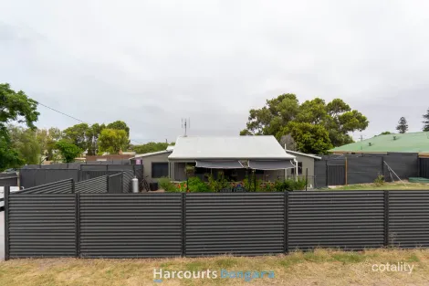 Property photo of 8 Armstrong Street Dongara WA 6525