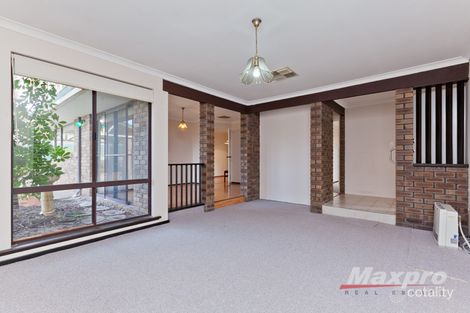 Property photo of 27 Lyndhurst Crescent Ferndale WA 6148
