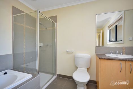 Property photo of 9/12 Mingos Court Werribee VIC 3030