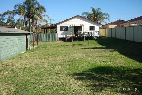 Property photo of 10 Deakin Avenue Lake Munmorah NSW 2259