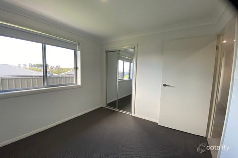 7a Kamala Ct, Aberglasslyn, NSW 2320
