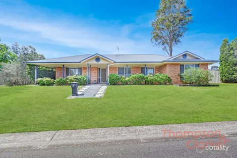 17 Drysdale Cres, Metford, NSW 2323