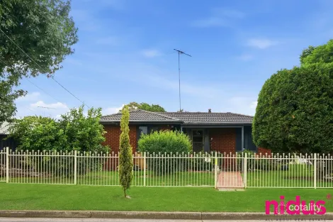 Property photo of 2 Field Place Blackett NSW 2770