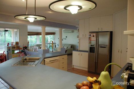 Property photo of 9 Tamarind Place Stretton QLD 4116