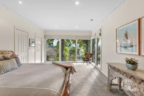 Property photo of 6 Thornton Road Mount Eliza VIC 3930