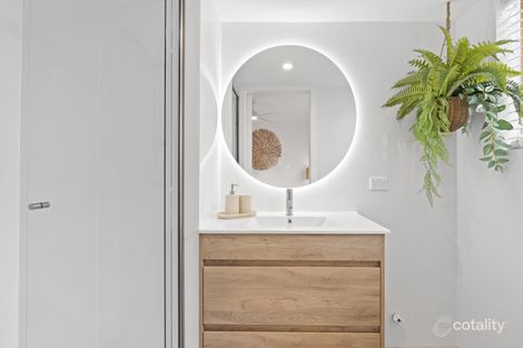 Property photo of 2/5-7 Tweed Street Coolangatta QLD 4225