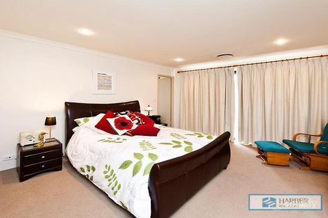 Property photo of 8 Wyatt Road Hocking WA 6065