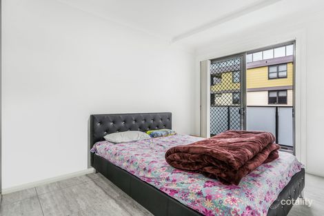 Property photo of 12/80-82 Aurelia Street Toongabbie NSW 2146