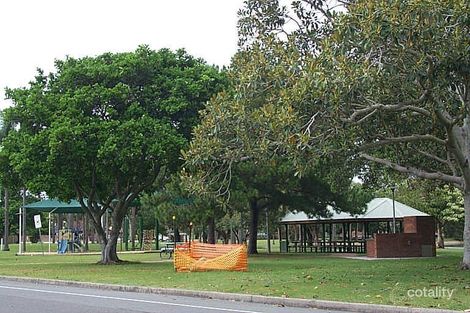 80 Laguna Ave, Palm Beach, QLD 4221