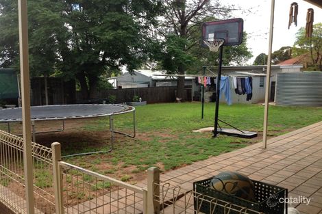 Property photo of 2 Kingdon Place Loxton SA 5333