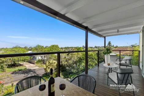 20 Maryland St, Stafford Heights, QLD 4053