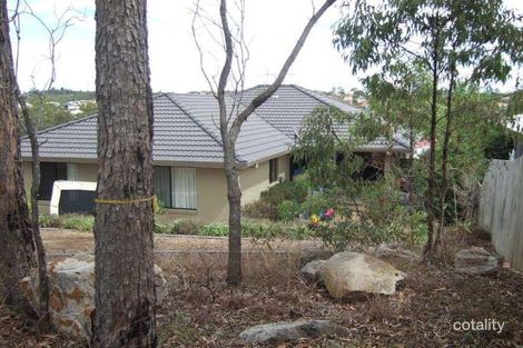 Property photo of 34 Flindersia Crescent Seventeen Mile Rocks QLD 4073