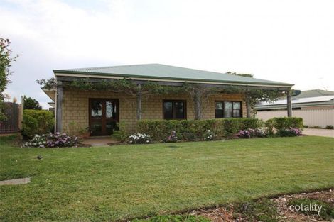 Property photo of 111 Huxtable Terrace Baldivis WA 6171