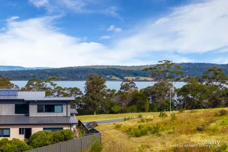 Property photo of 7 Robin Close Merimbula NSW 2548