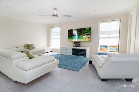 Property photo of 16 Spey Close Deebing Heights QLD 4306