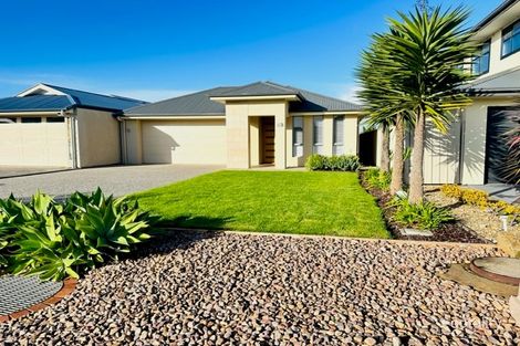 63 Britannia Pde, Hindmarsh Island, SA 5214