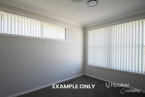 Property photo of 2/5 Sand Drift Way Vincentia NSW 2540