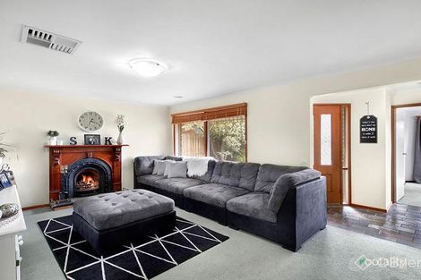 Property photo of 1 Tanya Court Somerville VIC 3912