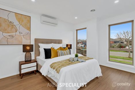 Property photo of 20 Flametree Circuit Cranbourne VIC 3977