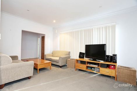 Property photo of 45 Welwyn Parade Deer Park VIC 3023