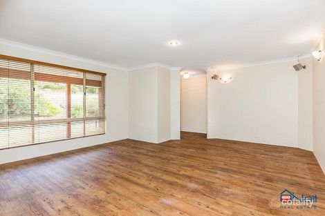 Property photo of 82 Amethyst Crescent Mount Richon WA 6112
