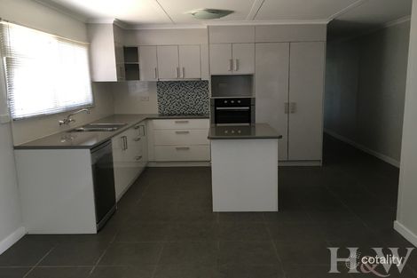 Property photo of 6 Herring Court Clermont QLD 4721