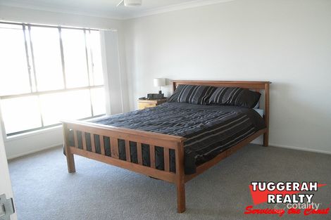 Property photo of 17 Queenscliff Place Mardi NSW 2259