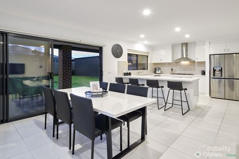 Property photo of 16 Franklin Avenue Warragul VIC 3820