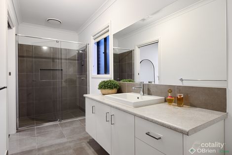 Property photo of 16 Franklin Avenue Warragul VIC 3820