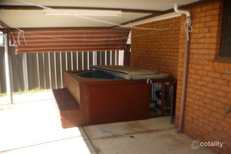 Property photo of 66 Sweeney Avenue Plumpton NSW 2761