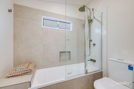 Property photo of 19 Edgar Street Eastern Heights QLD 4305